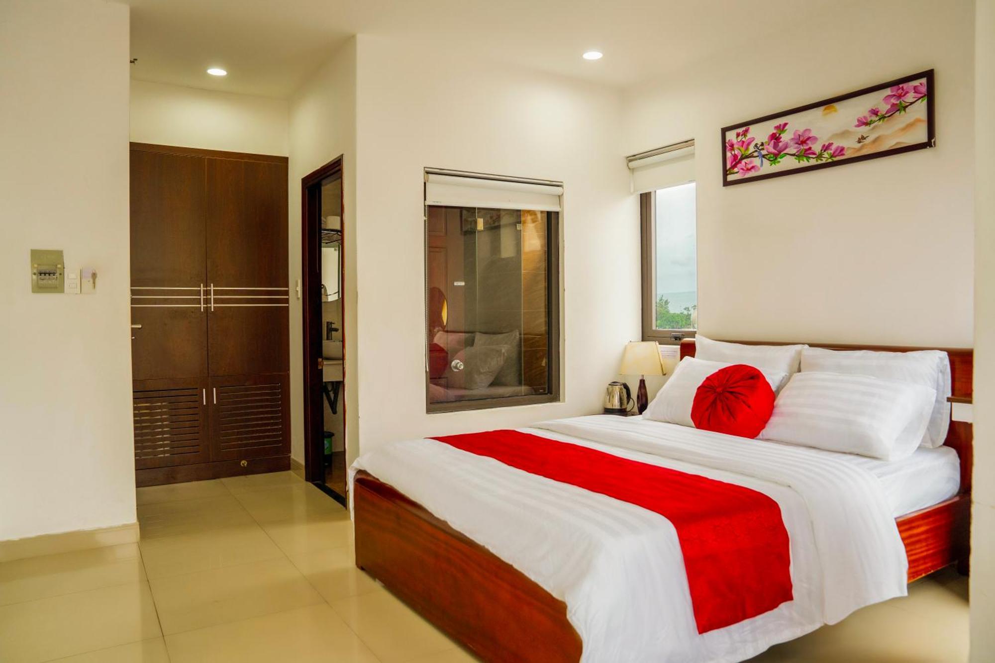 Hotel Khach San Trung Hieu Vung Tau Esterno foto